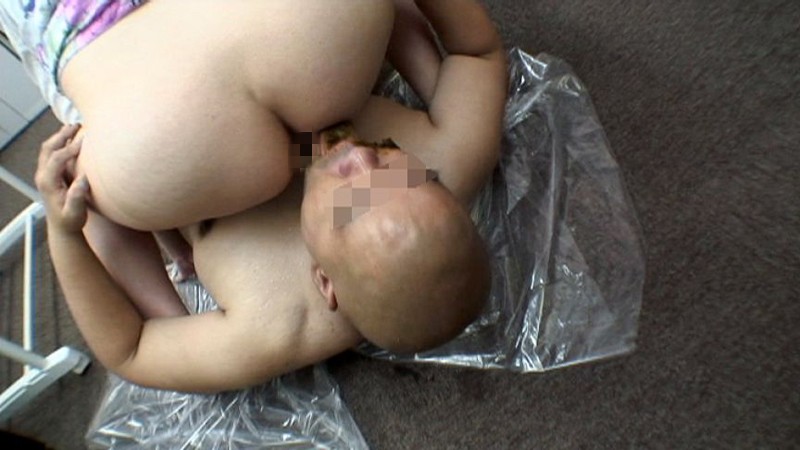 ドS女子たちのM男虐●サークルの。中年男たちを排泄実験動物に。